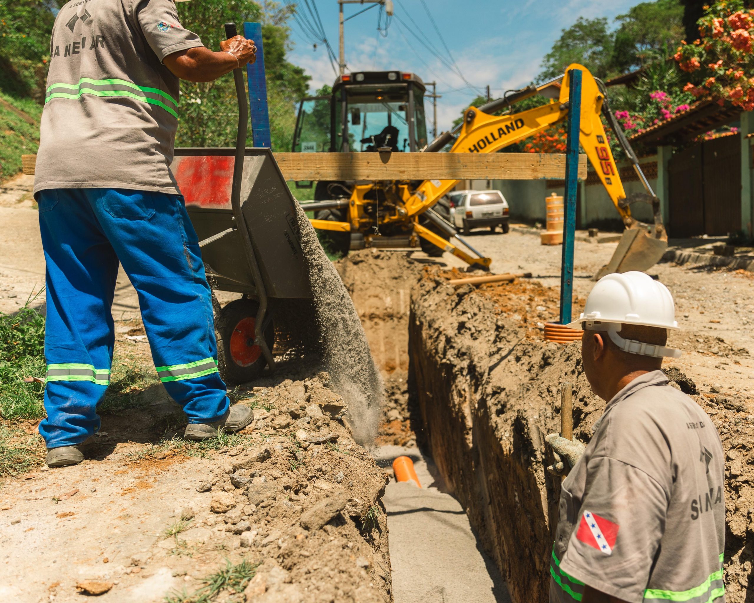 Companhia de saneamento segue com obras na região Central de Maricá