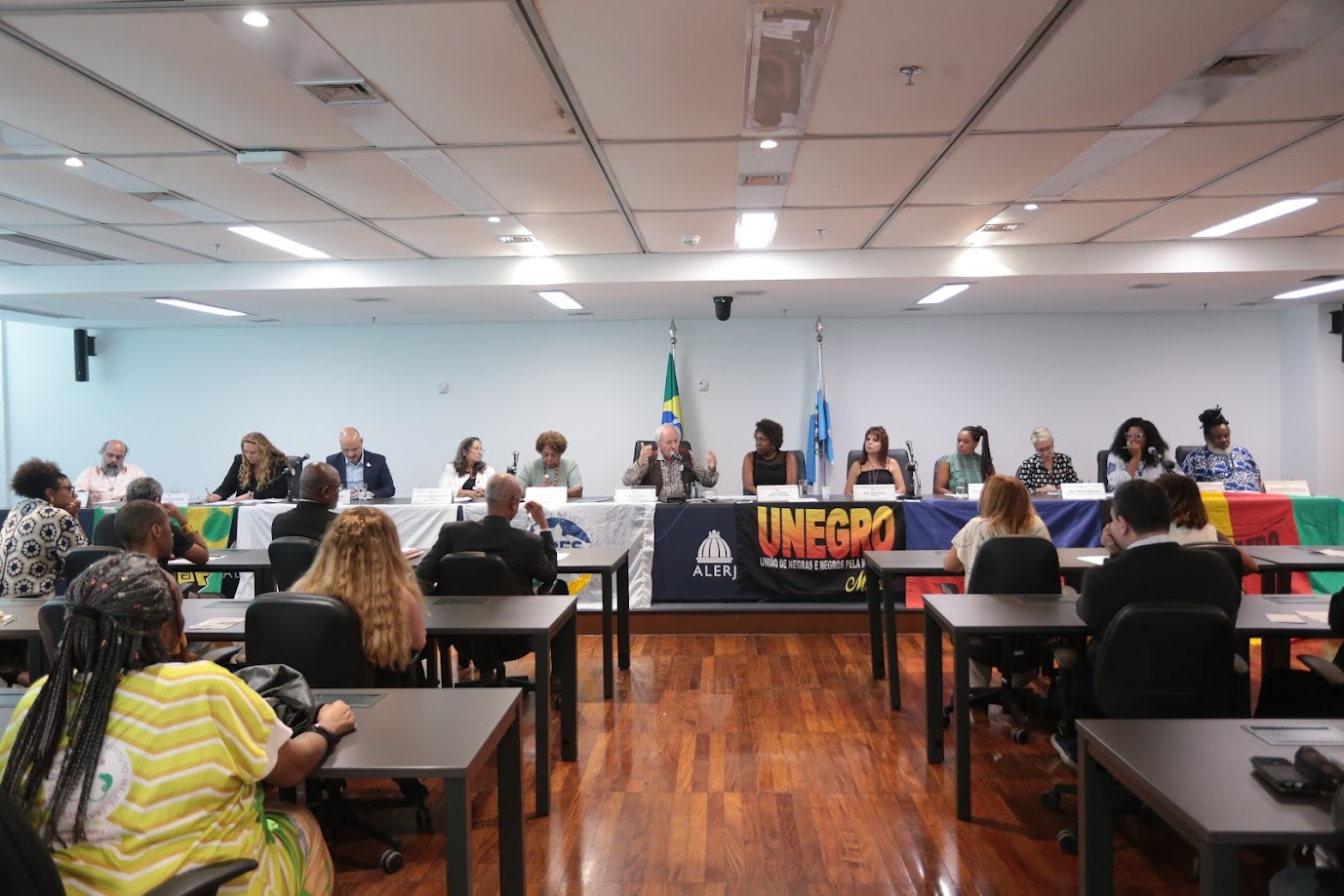 Lei Guilherme Lima: Alerj debate protocolo antirracista após caso de racismo em escola de Maricá