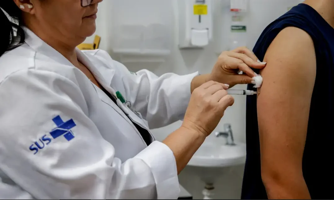 Vacinação contra a gripe segue liberada para toda a população em Maricá
