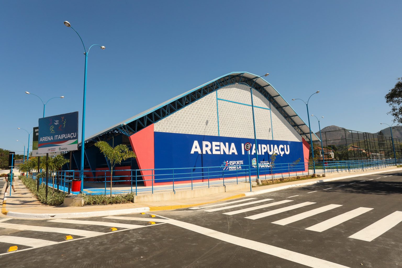 Projeto “Maricá Esporte Presente” é lançado em Itaipuaçu com reinauguração de arena
