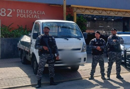 Guarda Municipal localiza caminhonete com restrição de roubo na RJ-106, em Maricá